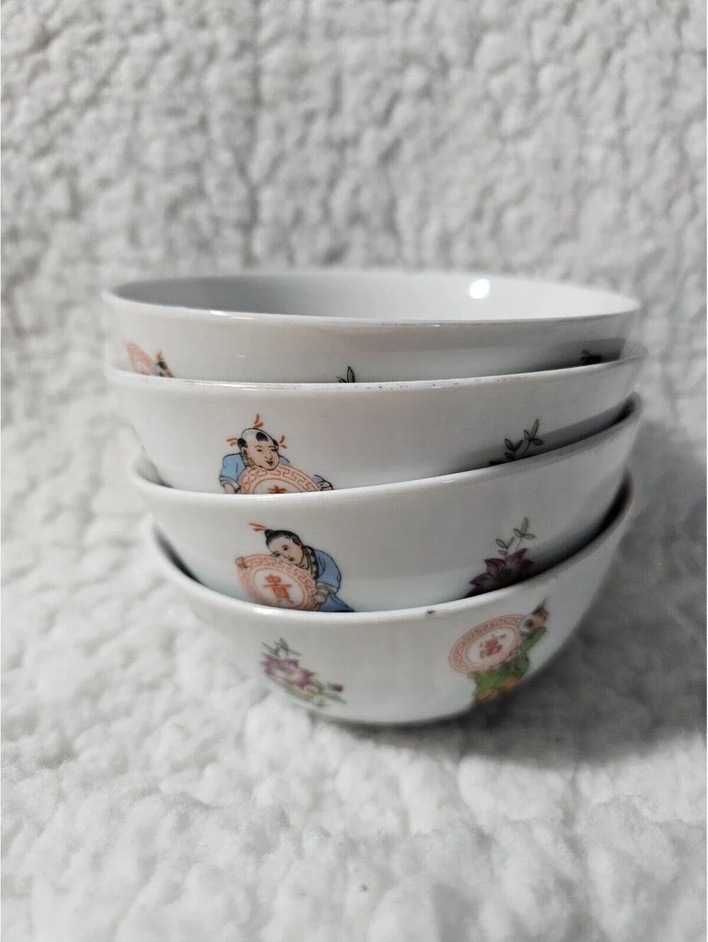 (4pc) Vintage Chinese Cathay Rice Bowls Porcelain Floral Figural Asian Design